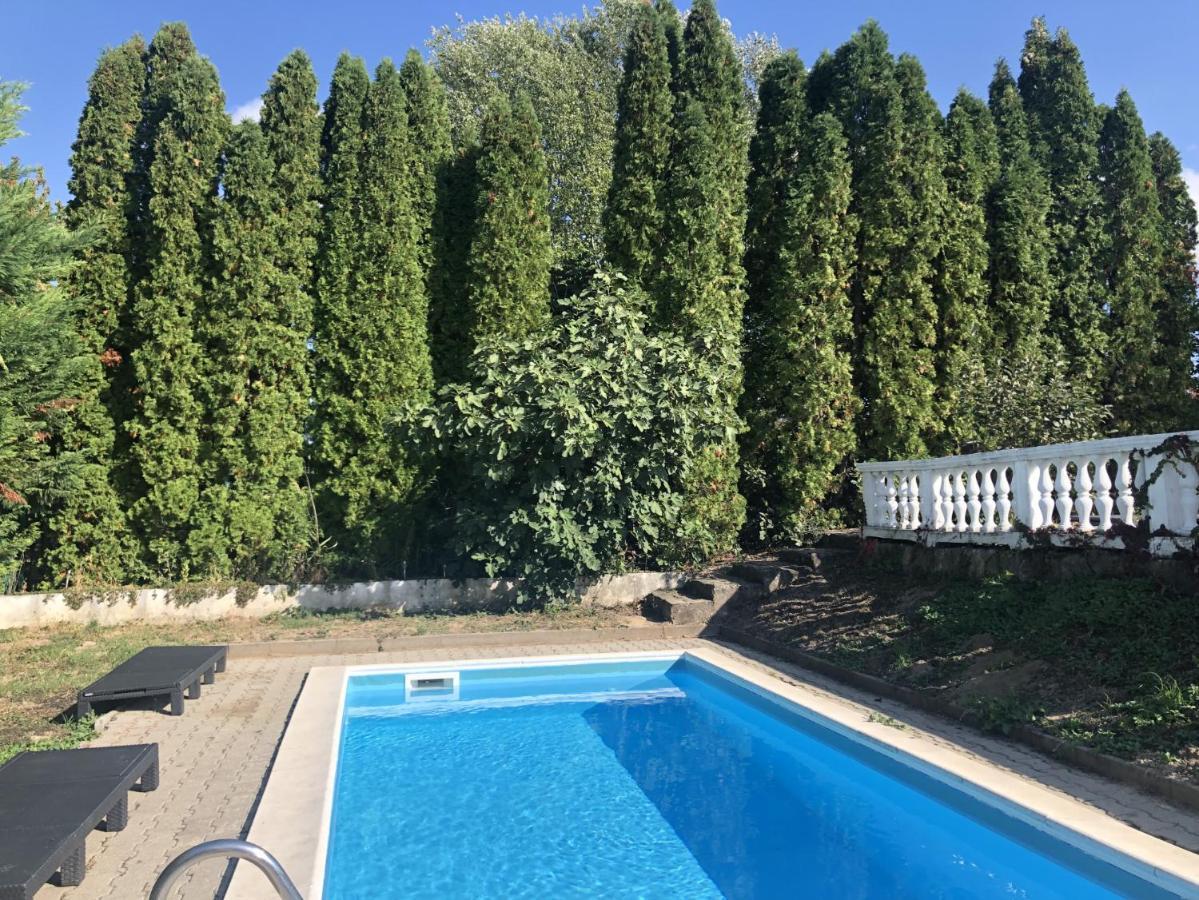 Landhaus Toereki Mit Pool Siófok Exteriör bild
