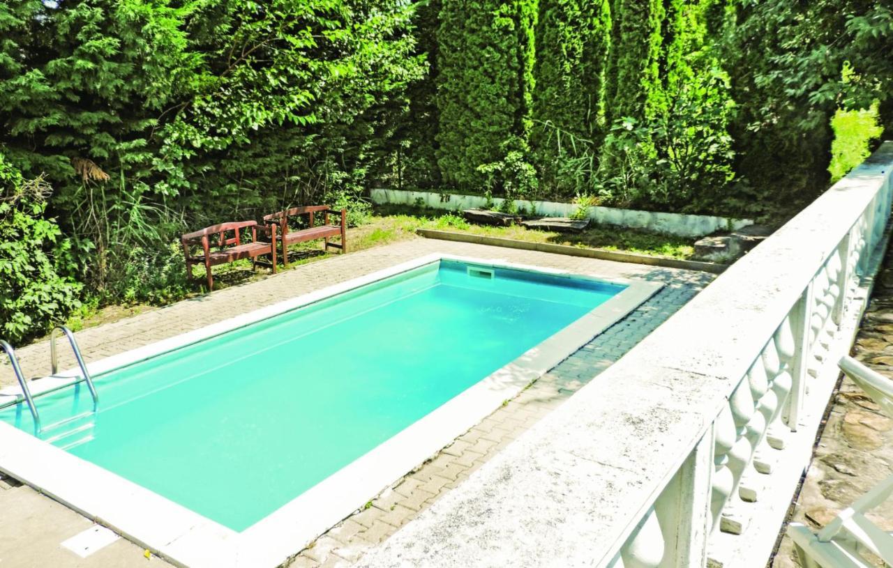 Landhaus Toereki Mit Pool Siófok Exteriör bild