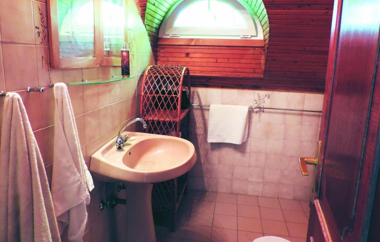 Landhaus Toereki Mit Pool Siófok Exteriör bild