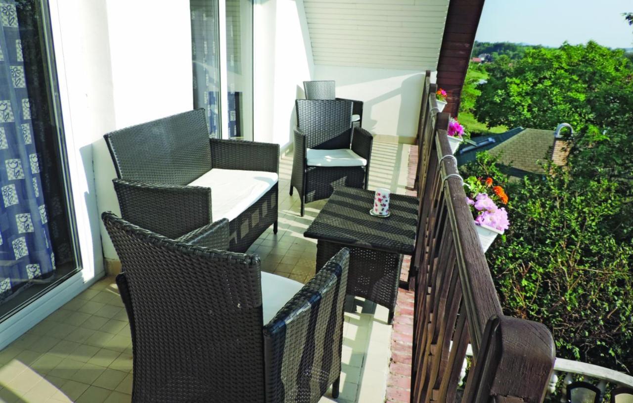 Landhaus Toereki Mit Pool Siófok Exteriör bild